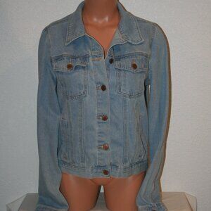Forever 21 Jean Jacket Medium Essential Denim Button Up Chest: 40" Womens